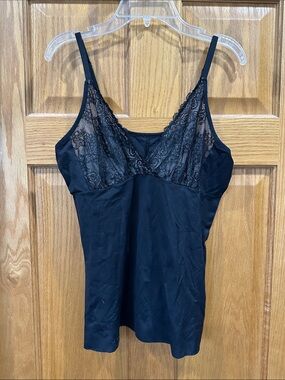 Ruby Ribbon Second Skin Lace cami 42
